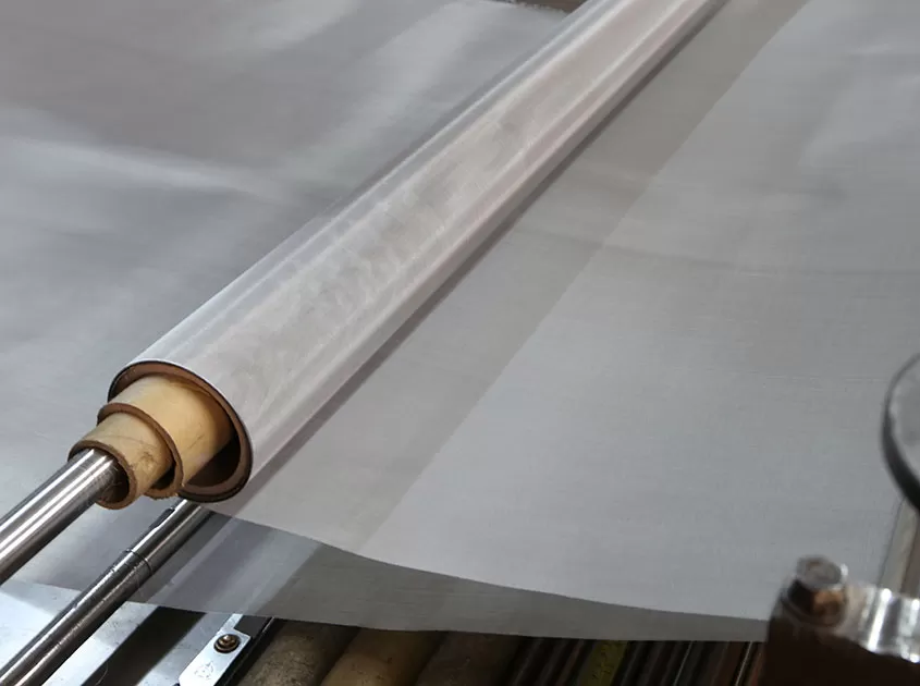 What problems should be paid attention to when using stainless steel mesh