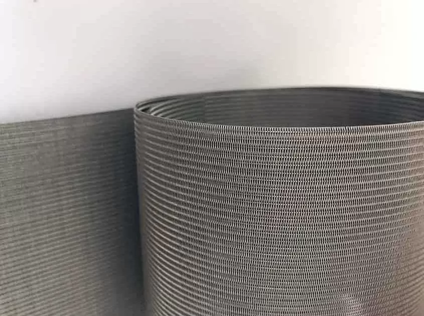 Stainless steel mesh is used for mechanical protection