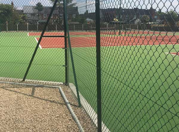 Tennis-court-chain-link-fence-post-in-green.jpg