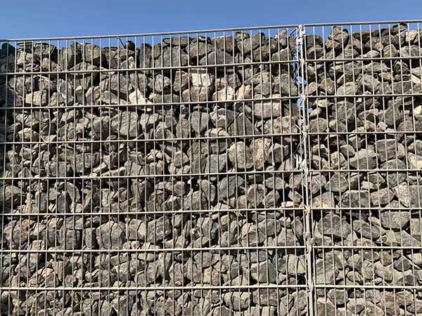 The characteristics and use environment of welded gabion net