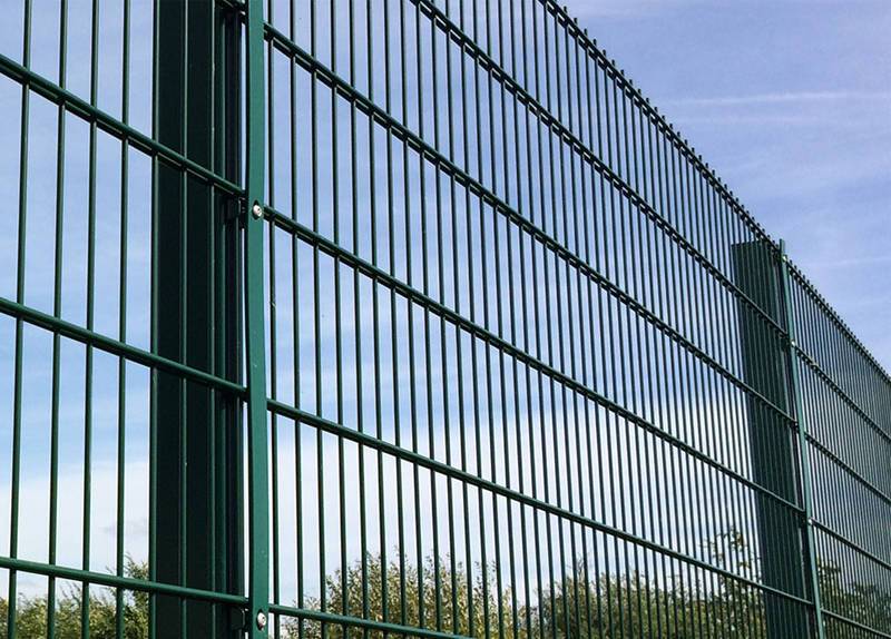 Quality identification of dipped welded wire mesh