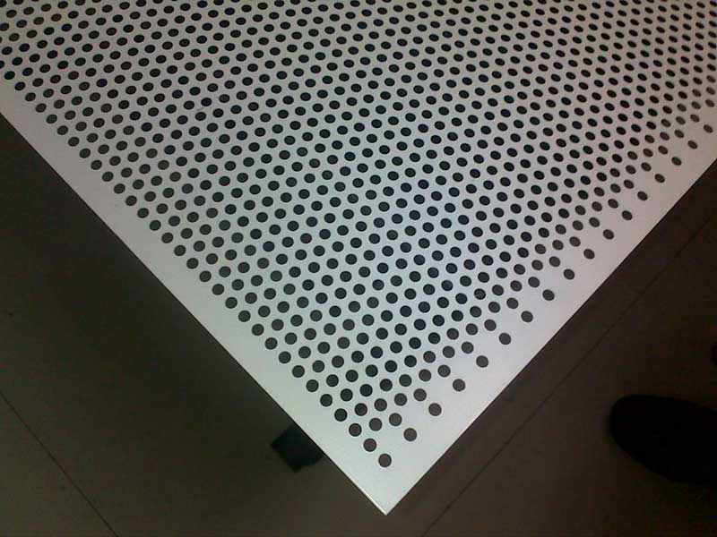 Feature of perforated meal mesh