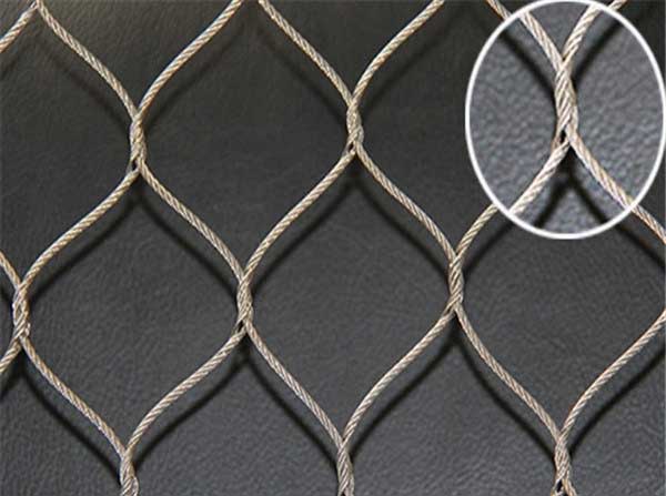 THE MAINLY CHARACTERISTICS OF STAINLESS STEEL ROPE MESH