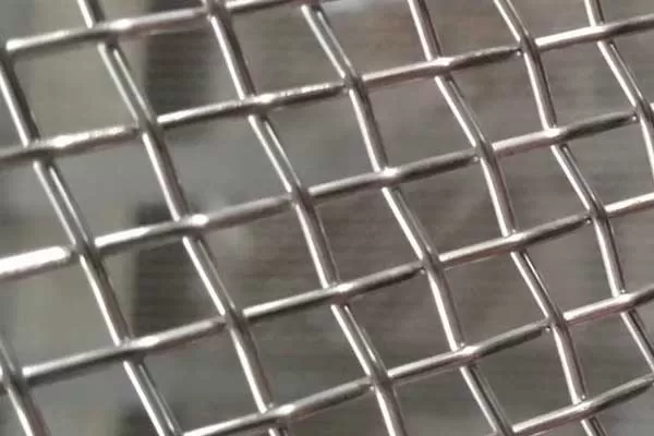 Introduction to the types and characteristics of stainless steel mesh