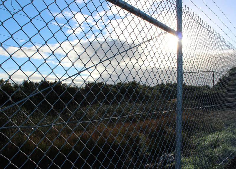 Buy chain link fence, chain link fence shopping guide