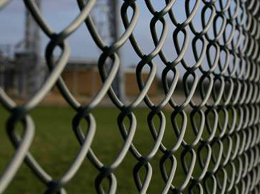 Advantages of chain link fencing