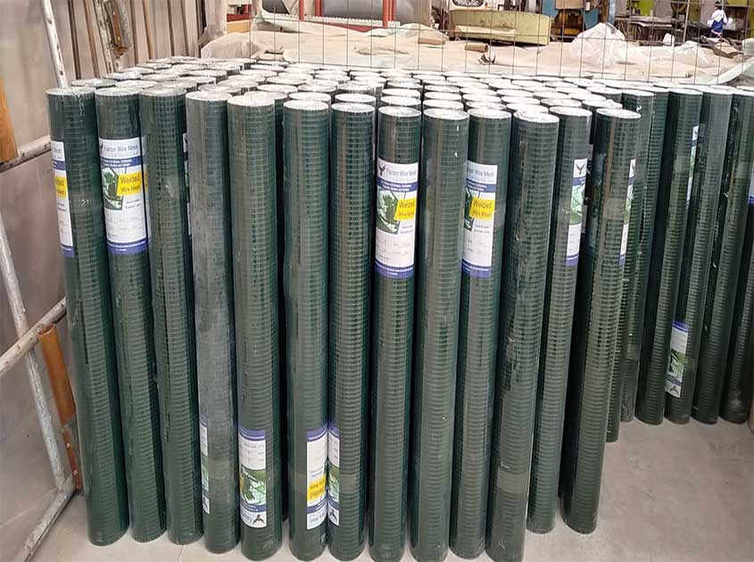 Welded wire mesh roll: provide a reliable security protection solution