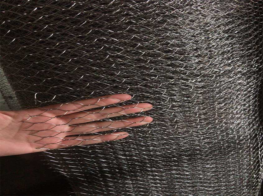 The close relationship between chicken wire mesh and the development of animal husbandry