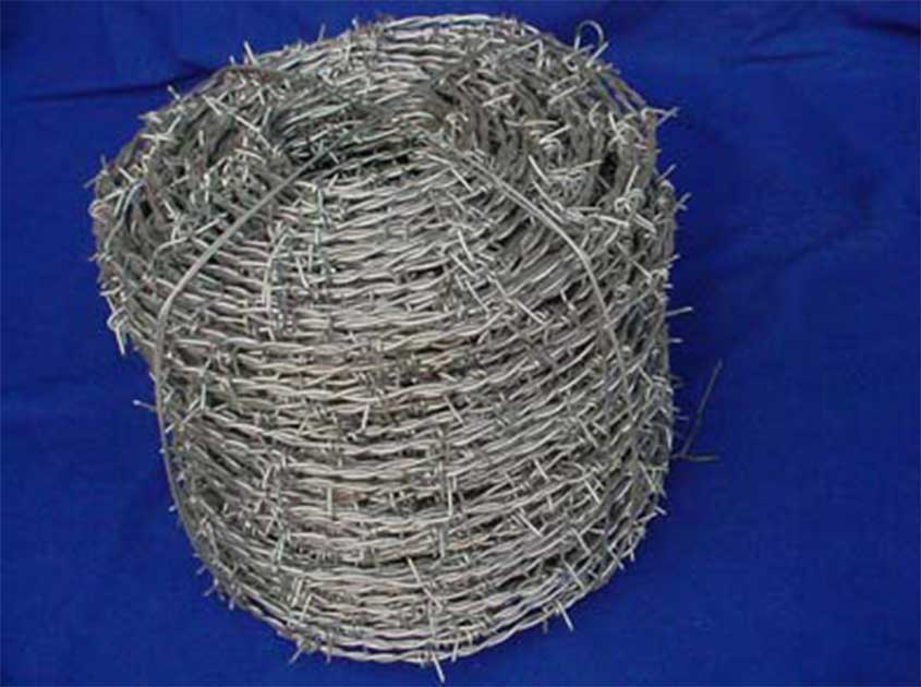 Durability and corrosion resistance of barbed wire