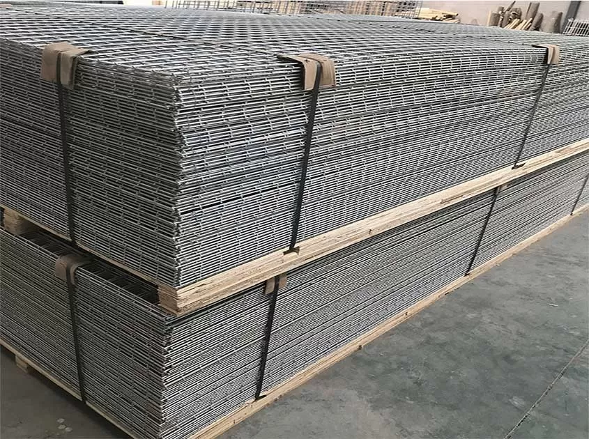 Application of Welded Mesh Panel in Transportation and Logistics