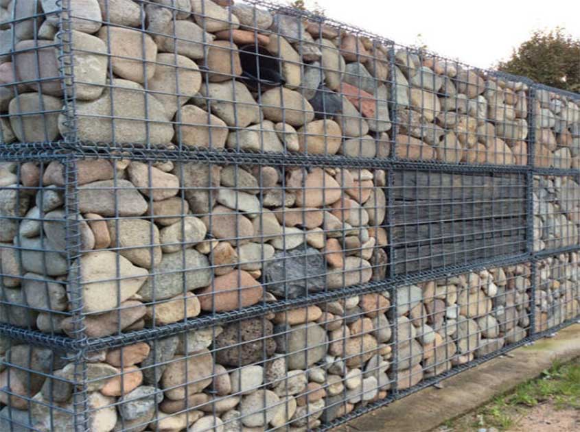 Multiple applications of welded gabion mesh in the petroleum industry
