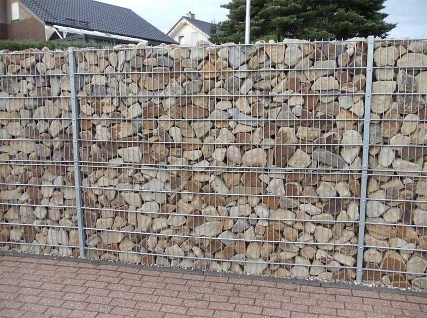 Multiple applications of welded gabion mesh in the petroleum industry
