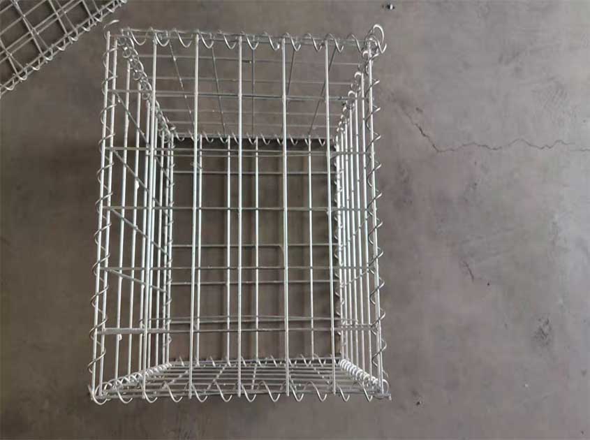 Multifunctional application of electric welded gabion net in environmental protection engineering
