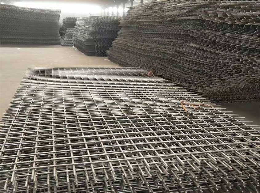 Durability and Corrosion Resistance of Welded Mesh Panels