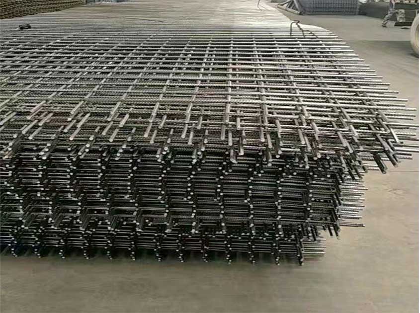Durability and Corrosion Resistance of Welded Mesh Panels