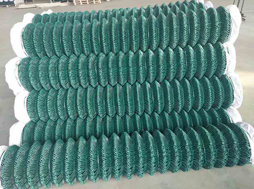 The Dual Nature of Chain Link Fences in Architecture