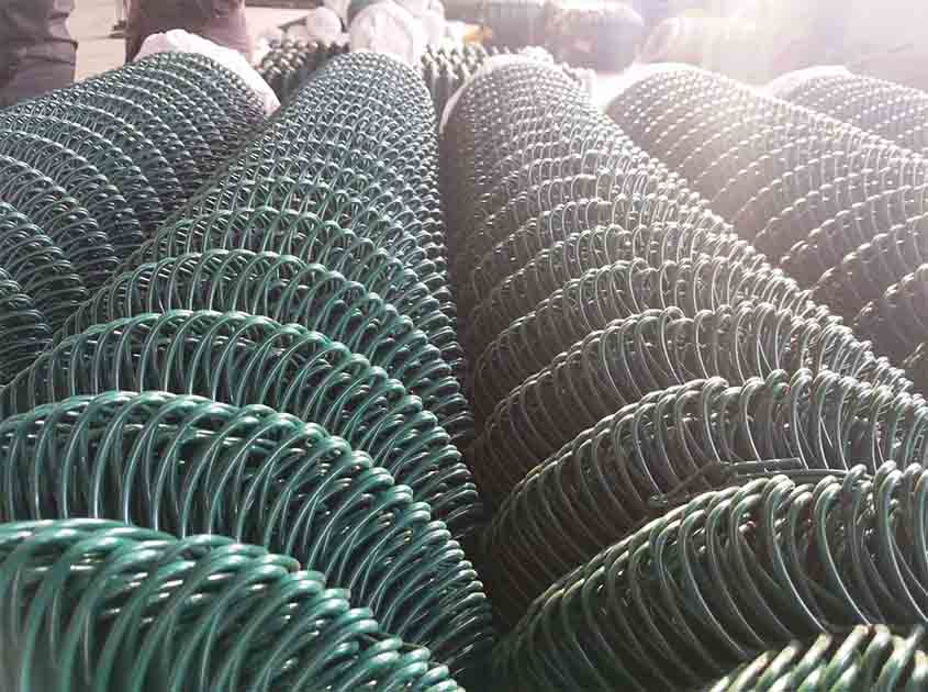 The Dual Nature of Chain Link Fences in Architecture