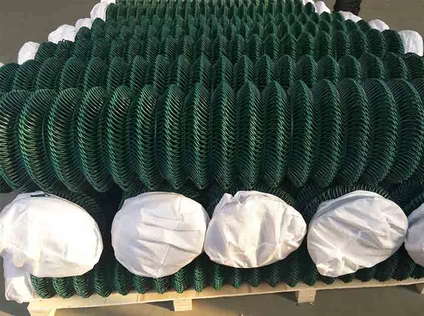 Chain Link Fence Rolls: The Ideal Solution for Residential and Commercial Enclosures