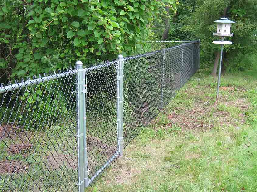 Chain Link Fence Rolls: The Ultimate Solution for Pet Owners