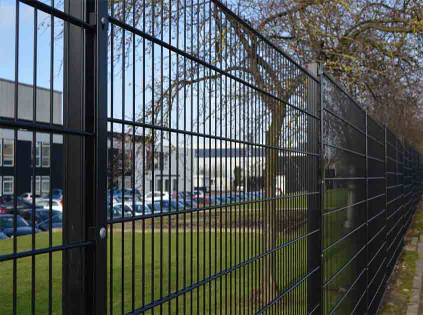 Welded Wire Mesh Panels for Security Perimeters: High-Security Applications
