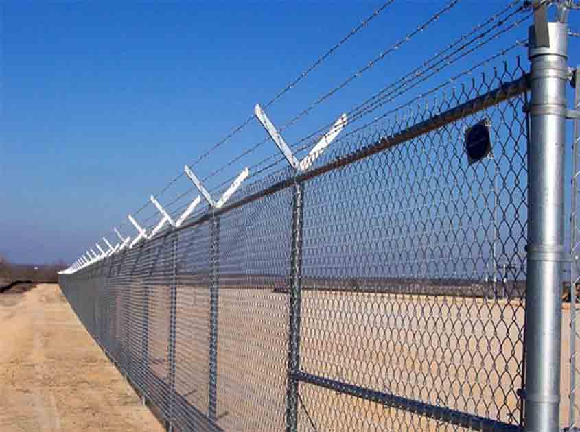 Chain Link Fence Rolls: The Perfect Barrier for Industrial Facilities