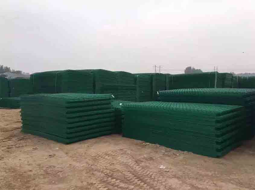 The Role of Welded Wire Mesh Panels in Food Processing Facilities
