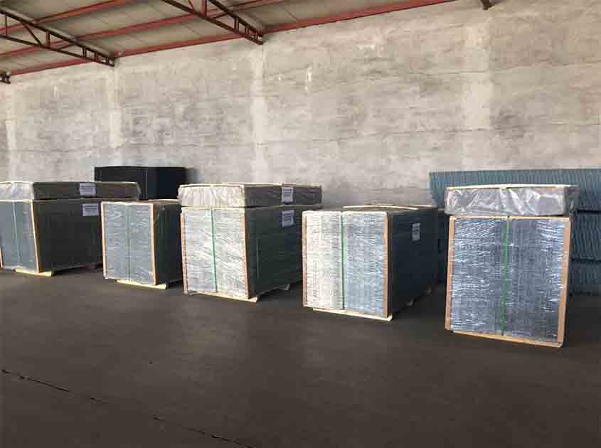 The Role of Welded Wire Mesh Panels in Industrial Enclosures