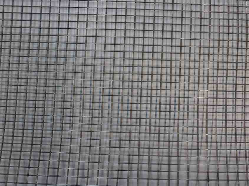 Exploring the Diverse Applications of Welded Wire Mesh Panels