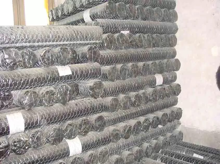 How is chicken wire mesh different from other types of wire mesh