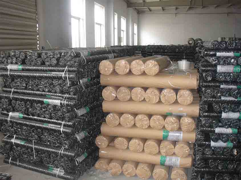 How is chicken wire mesh different from other types of wire mesh