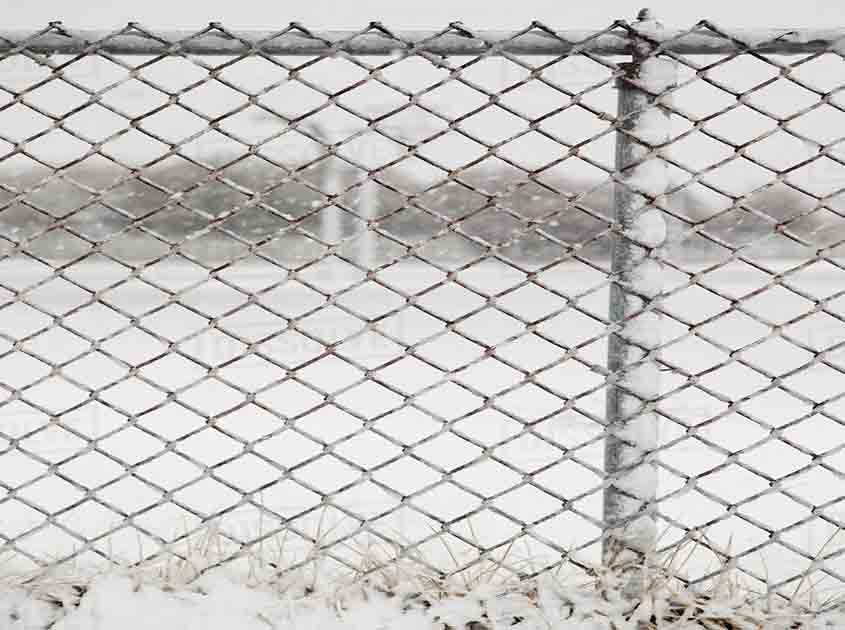 How Easy is it to Install Chain Link Fence Rolls