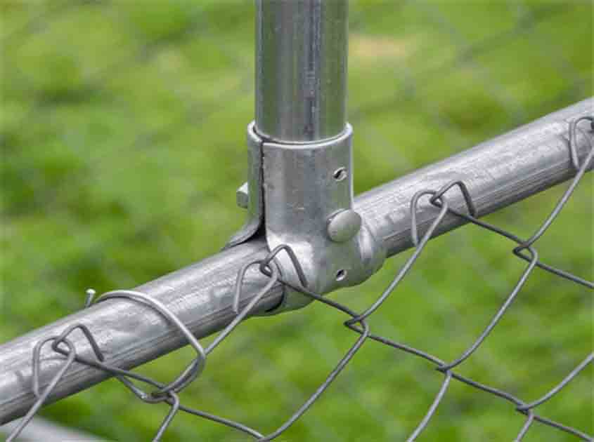 Can Chain Link Fence Rolls be Customized to Suit Different Design Needs