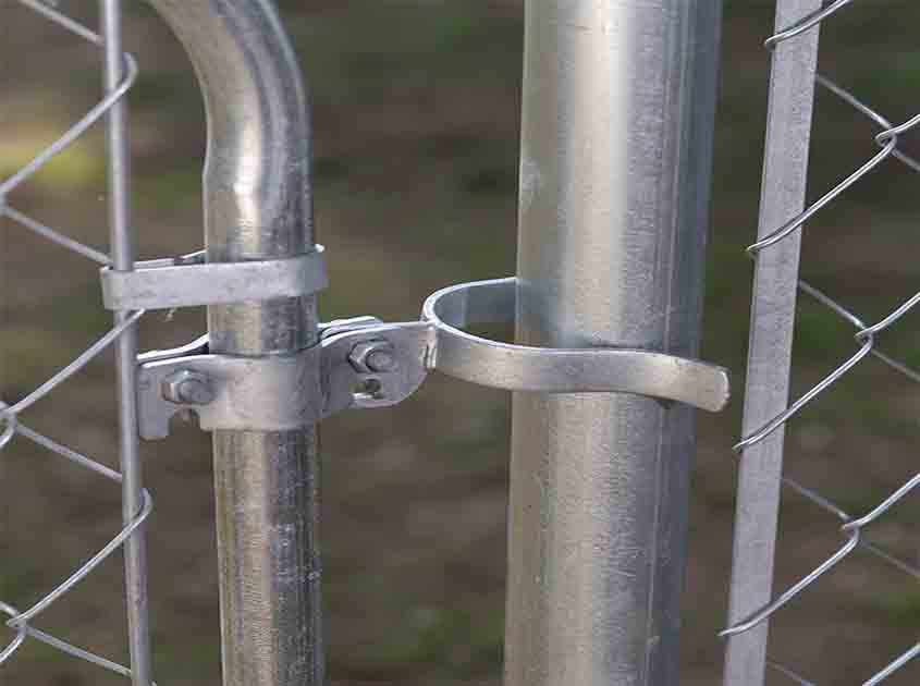 Are Chain Link Fence Rolls Suitable for Enclosing Swimming Pools