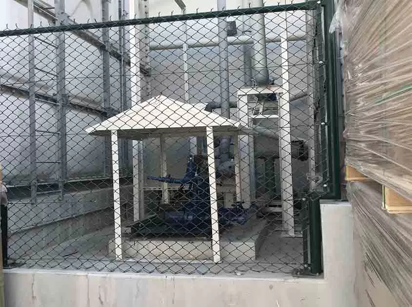 Can Chain Link Fence Rolls be Used as Dividers in Large Outdoor Areas