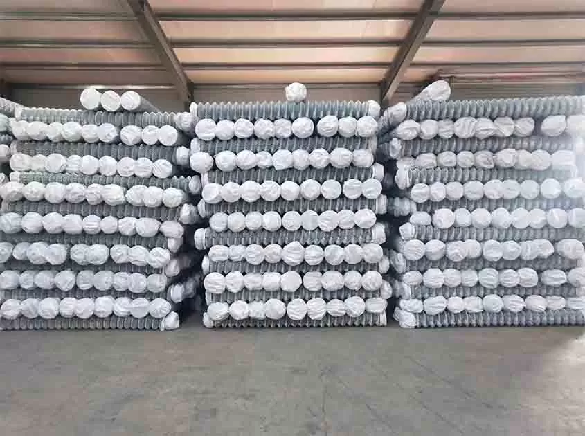 Are Chain Link Fence Rolls Suitable for Sports Fields and Stadiums