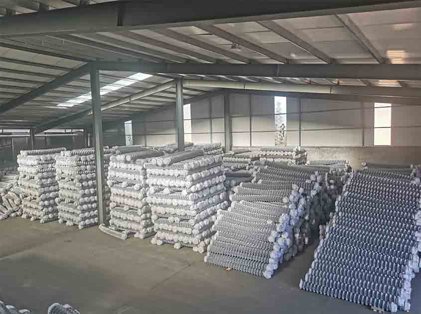 Are Chain Link Fence Rolls Suitable for Sports Fields and Stadiums