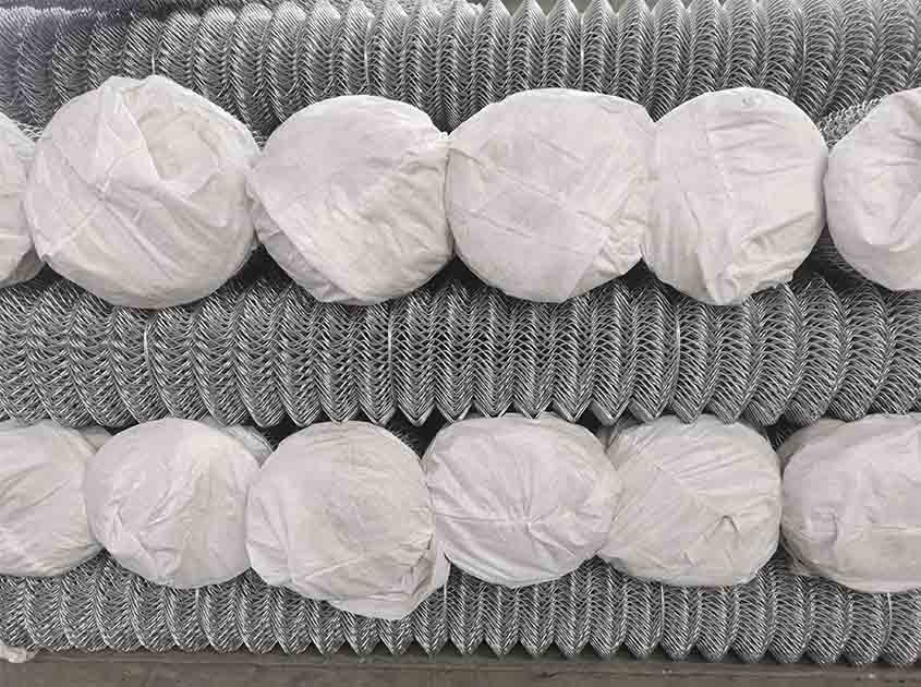 How Secure Are Chain Link Fence Rolls for Protecting Valuable Equipment