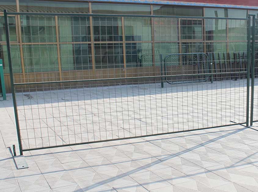 China Wire Mesh Fence: Essential Element in Urban Planning