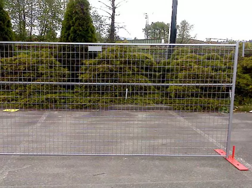China Wire Mesh Fence: Ensuring Safety at Construction Sites