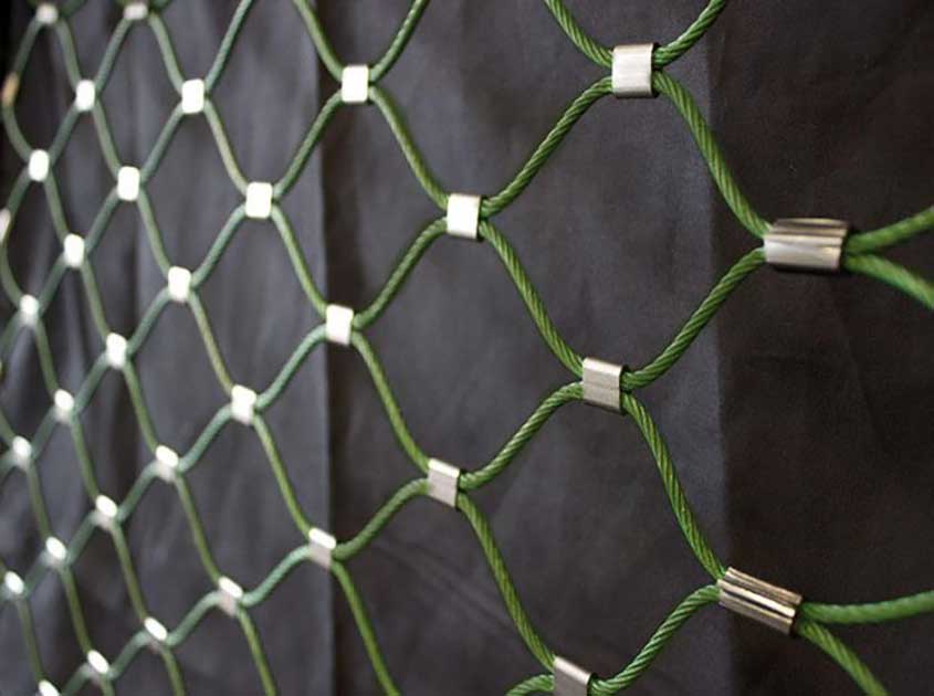 The Versatility of Wire Rope Mesh: Applications in Various Industries