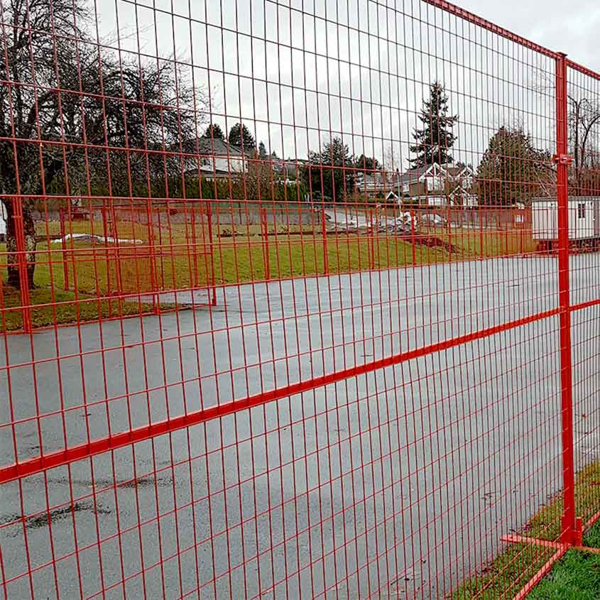 The Role of China Wire Mesh Fence in Public Safety Measures