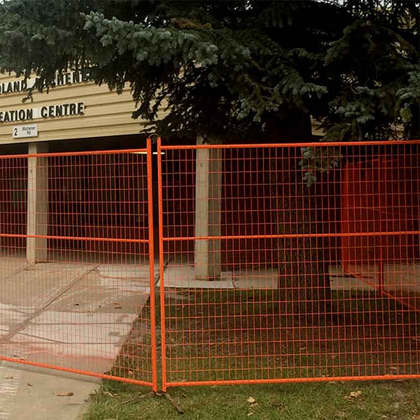 Choosing the Right China Wire Mesh Fence for Residential Applications