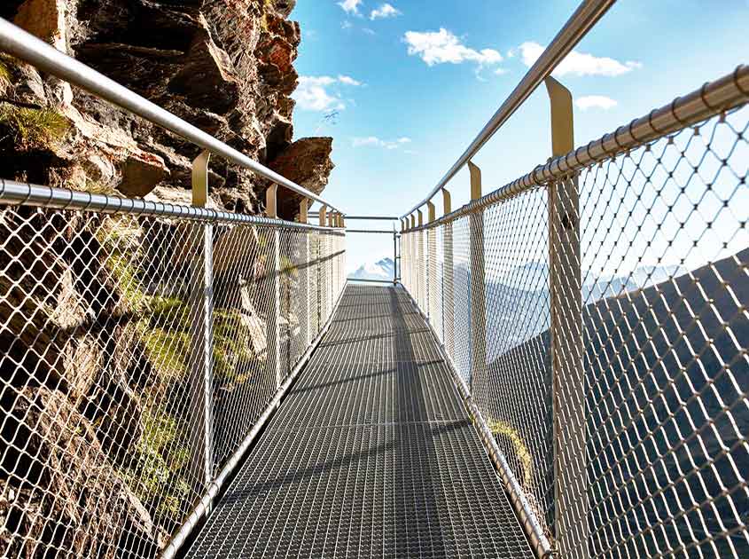 The Aesthetic Appeal of Wire Rope Mesh in Modern Design