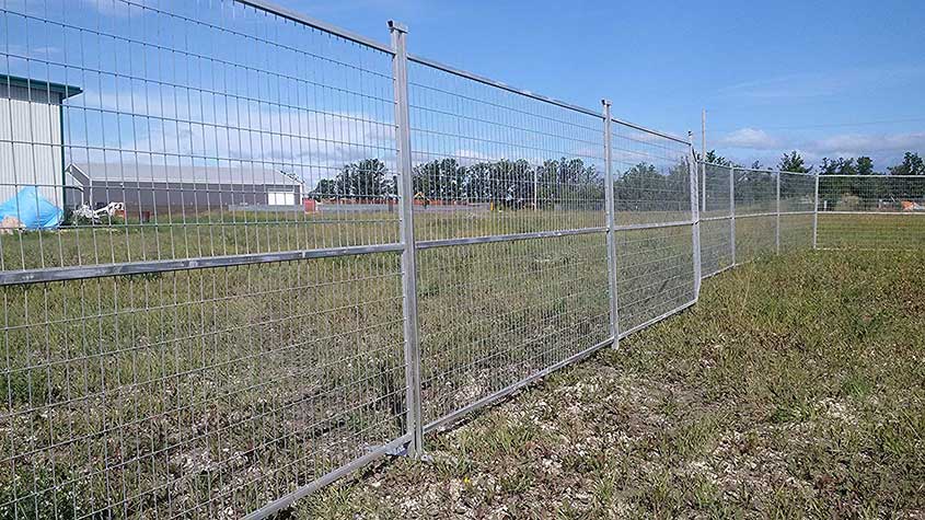 China Wire Mesh Fence: An Eco-Friendly Solution for Green Spaces