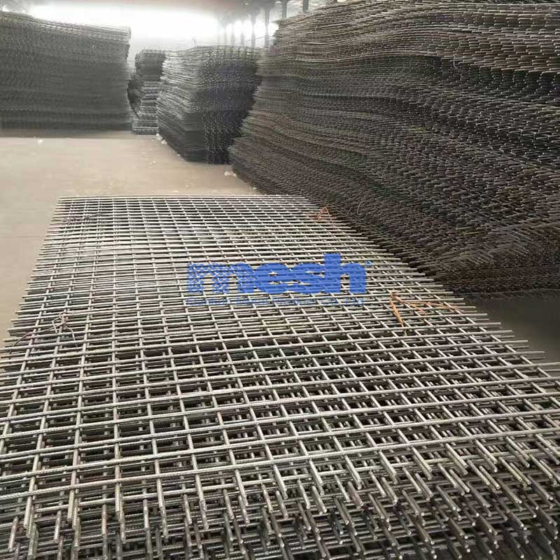 Understanding the Load-Bearing Capacity of Welded Wire Mesh Panels
