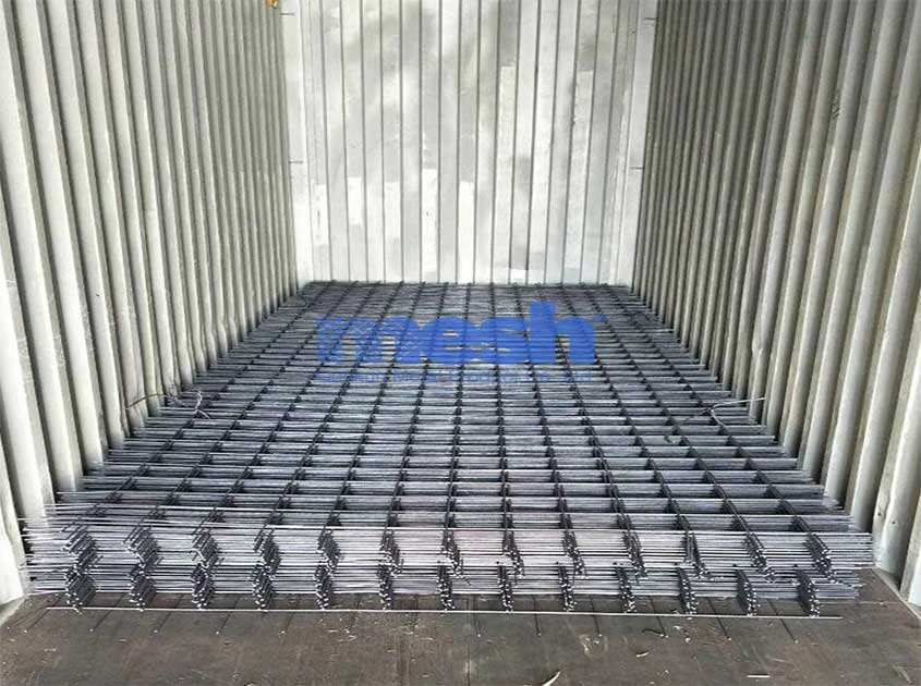 The Role of Welded Wire Mesh Panels in Agricultural Fencing