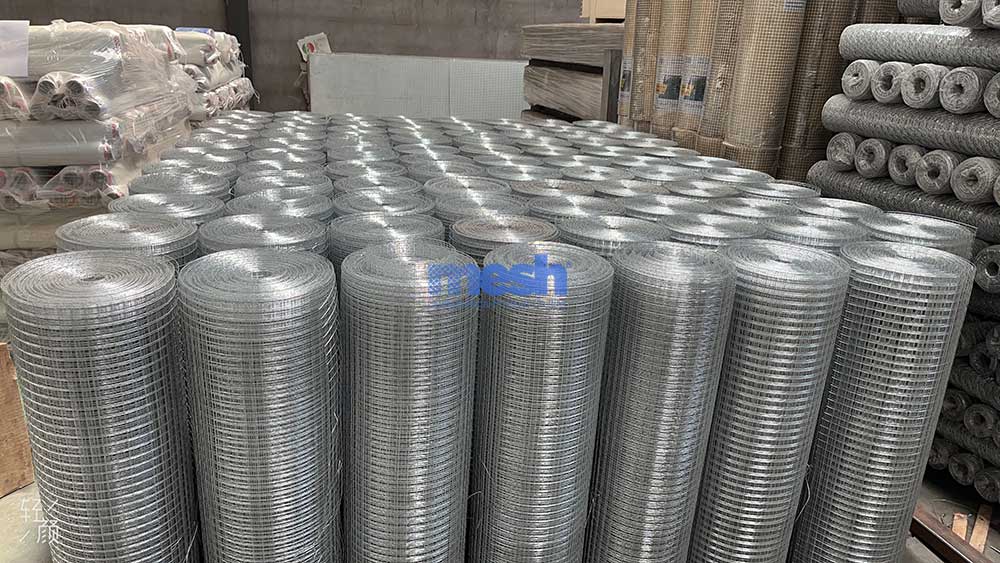 Explore the environmentally friendly maintenance and recycling of Welded Wire Mesh Roll