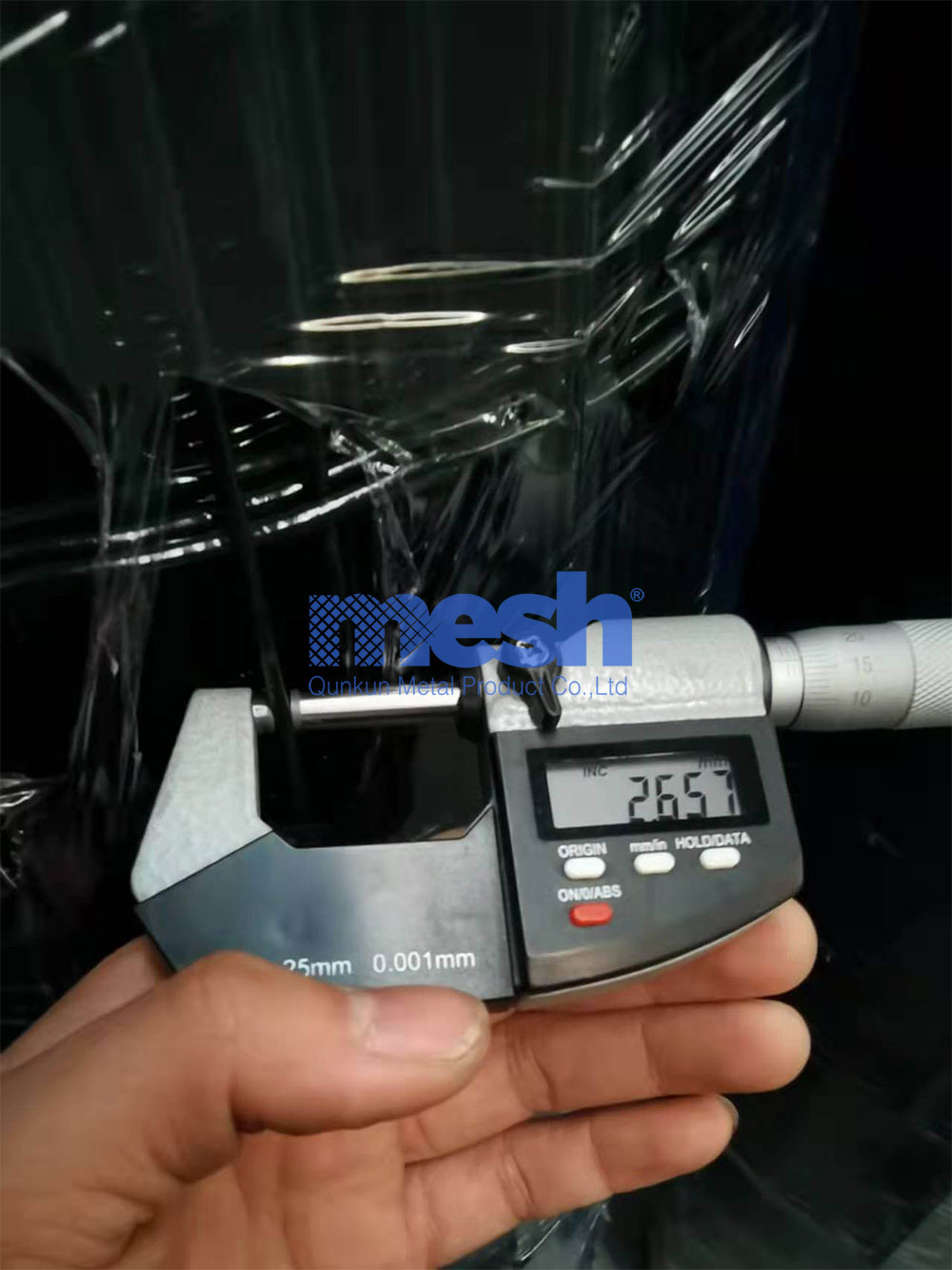 An In-Depth Look at Holland Wire Mesh: Construction, Materials, and Specifications