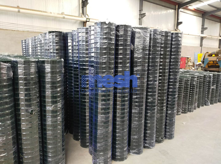 Holland Wire Mesh: Public Facilities Safety Guard for Urbanization Applications