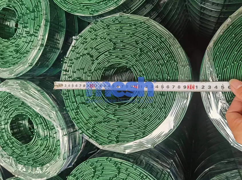 Holland Wire Mesh: Industrial use and effect display
